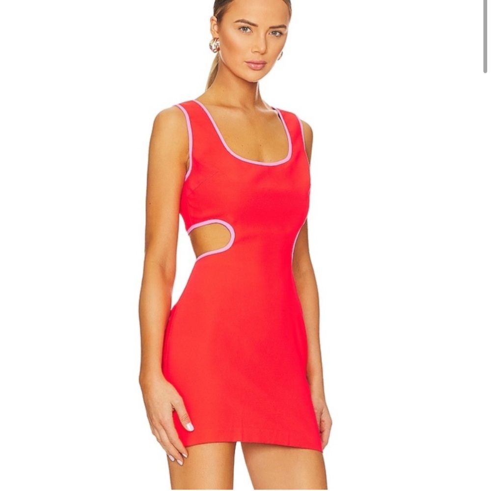*ISO* REVOLVE x AMANDA UPRICHARD BEEBA DRESS